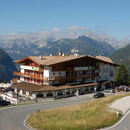 Hotel Bellavista Canazei Esterno foto