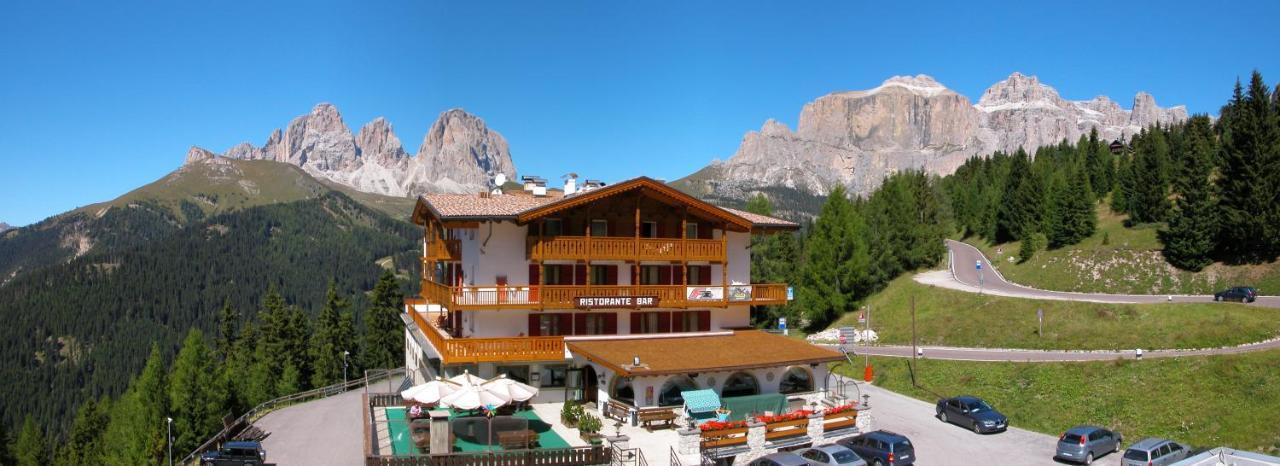 Hotel Bellavista Canazei Esterno foto